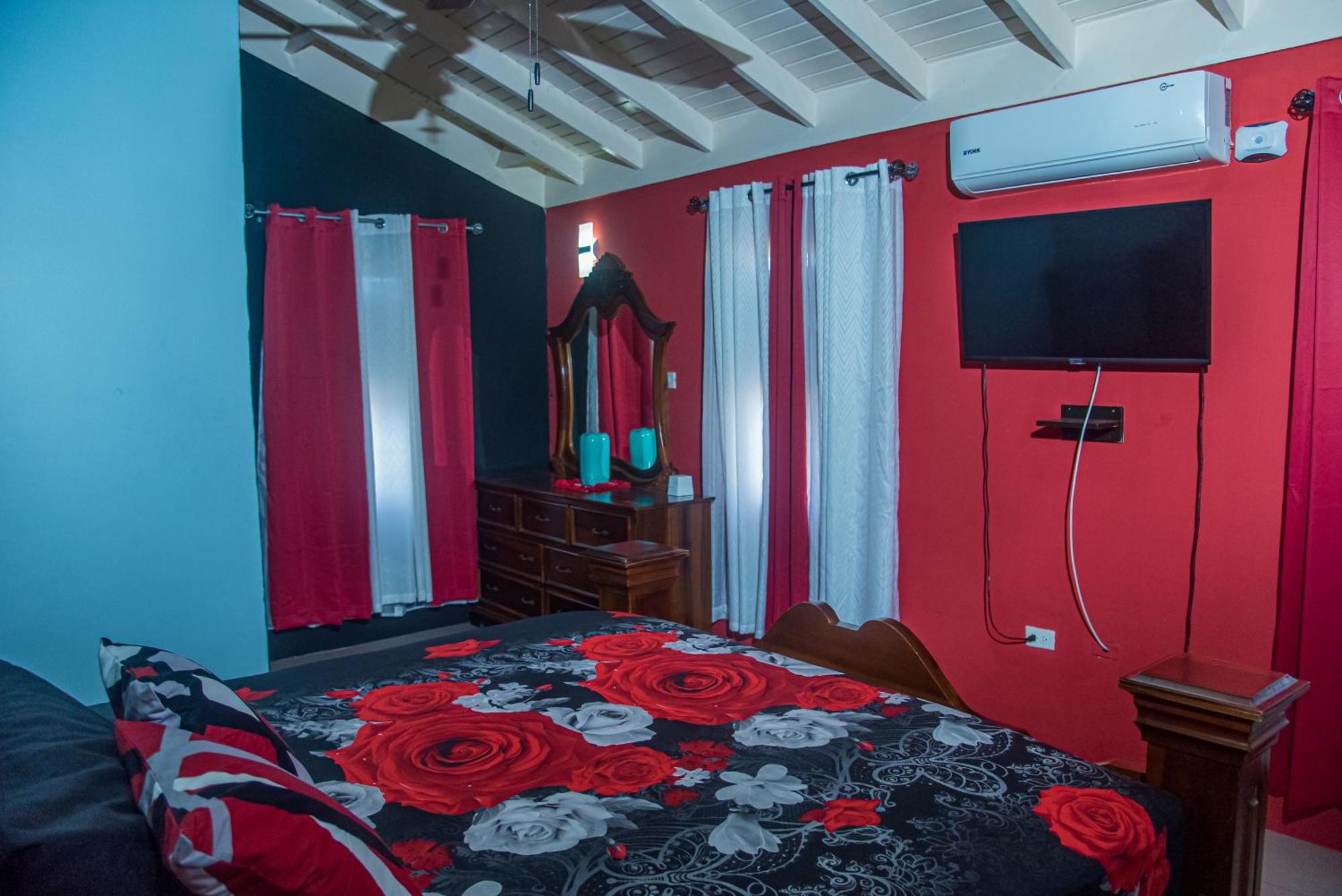 Paradise Villa Sleep 6 Private Pool Ocho Rios Eksteriør bilde